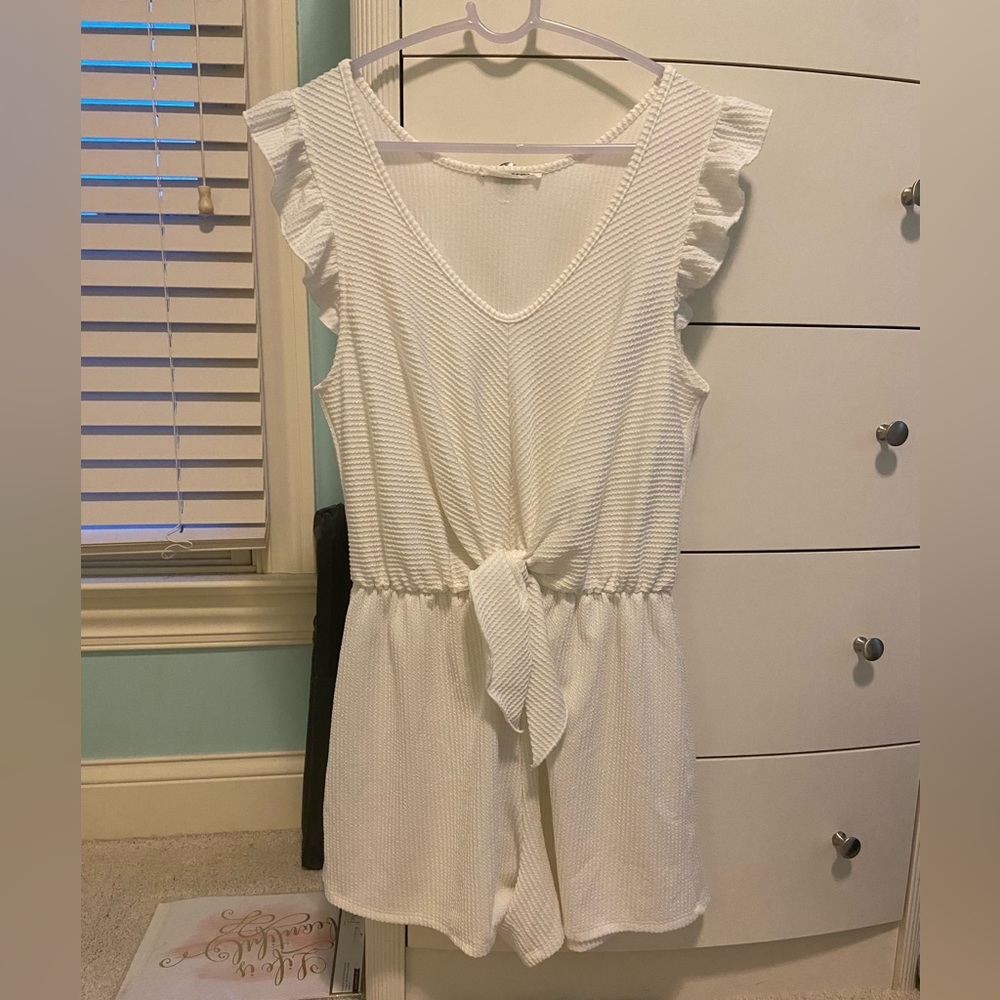 Cute size Large White Romper